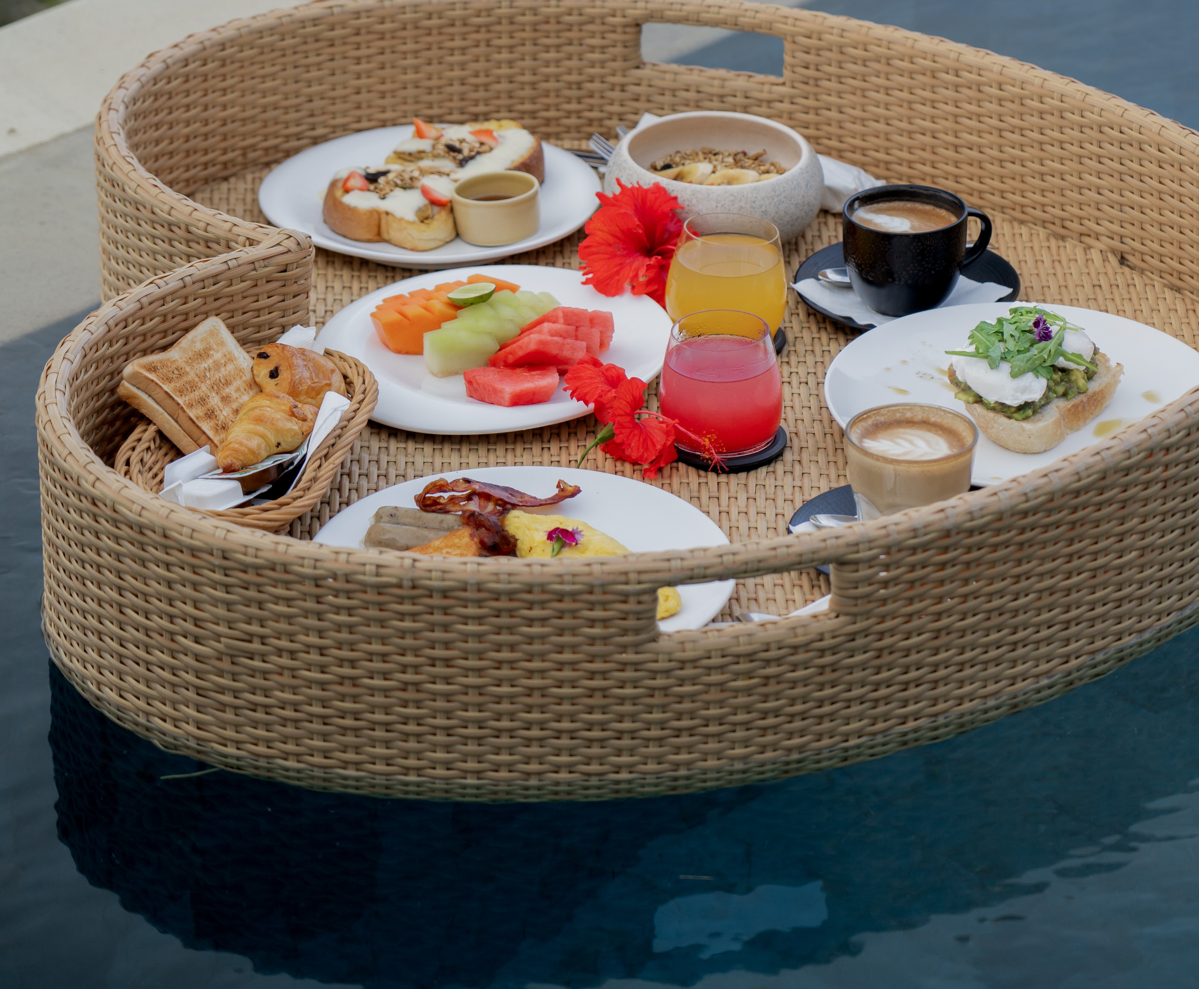 In-Villa Private Pool Floating Breakfast